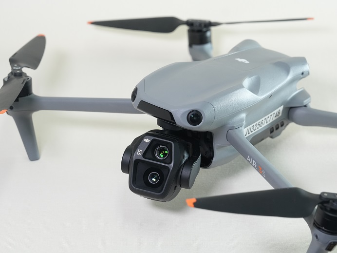 宮城県仙台市の撮影会社株式会社VPKではドローンの撮影を行っております。写真は株式会社VPKが保有するドローンです。2025.9 東北 撮影 空撮 無人航空機 映像制作 動画 ビデオ テレビ ロケ