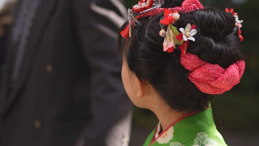 株式会社VPKでは、神社への出張撮影にも対応しております。
お子さまの自然な笑顔やご家族の大切なひとときを映像に残すお手伝いをいたします。どうぞお気軽にご相談ください。